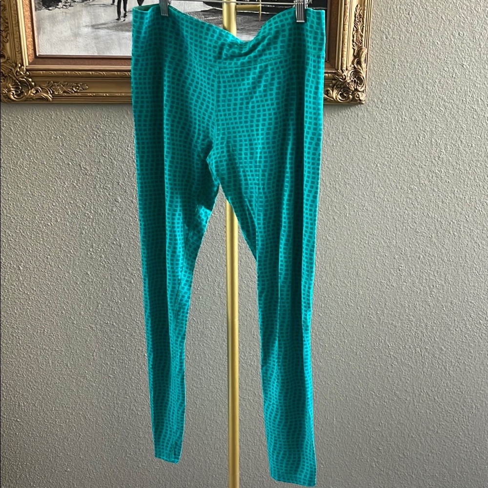 Blue Stretchy Leggings with Ribbed Texture